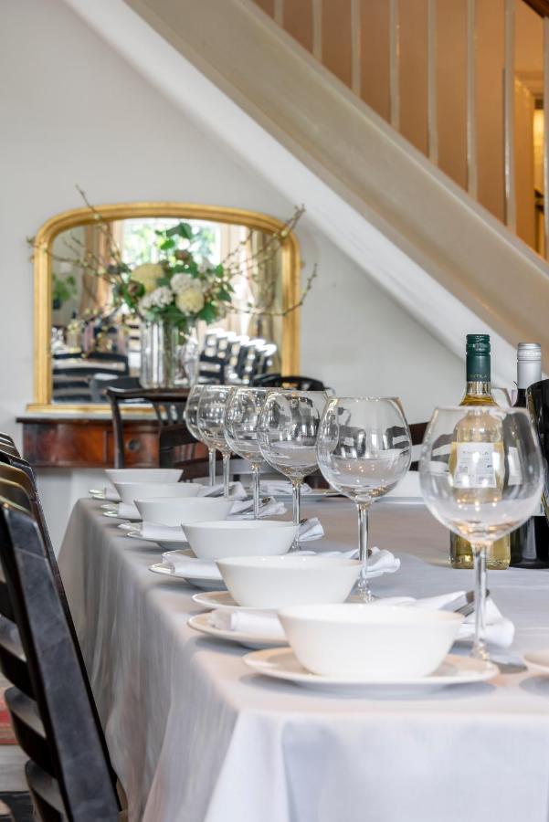 Cotswold Manor House - Country House Retreat With Hot Tub, Ideal For Large Groups Petty France Екстериор снимка
