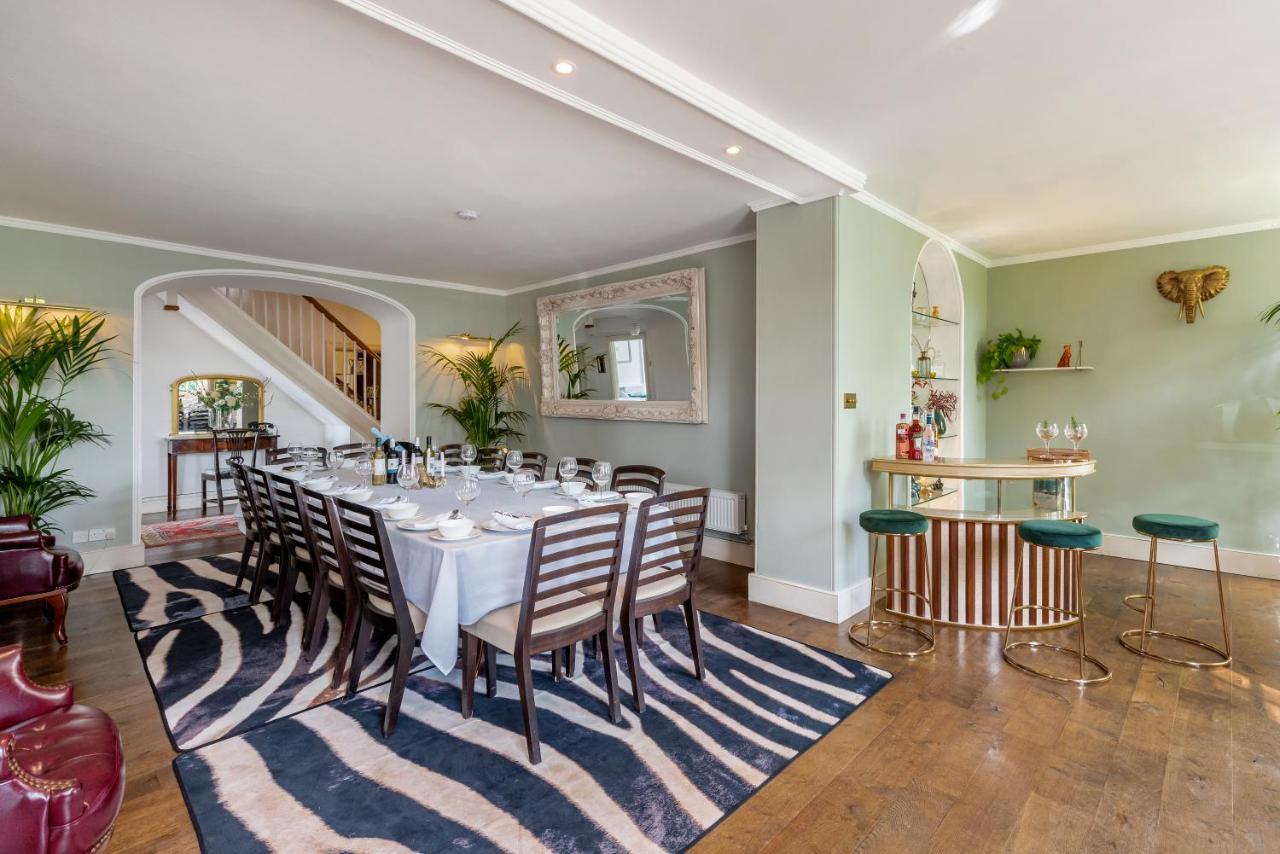 Cotswold Manor House - Country House Retreat With Hot Tub, Ideal For Large Groups Petty France Екстериор снимка